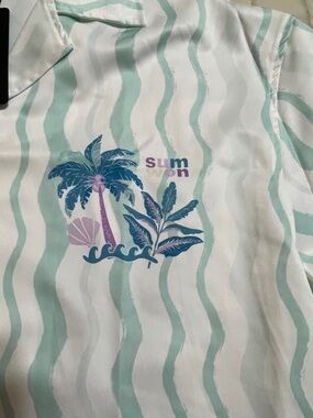 Men’s Casual Button-Down Shirt - Light Mint Stripe